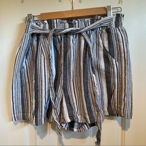 Knox Rose loose flowy striped shorts, medium